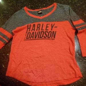 Tee shirt